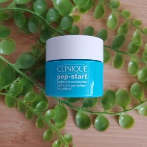 CLINIQUE Pep-Start Hydroblur Moisturizer